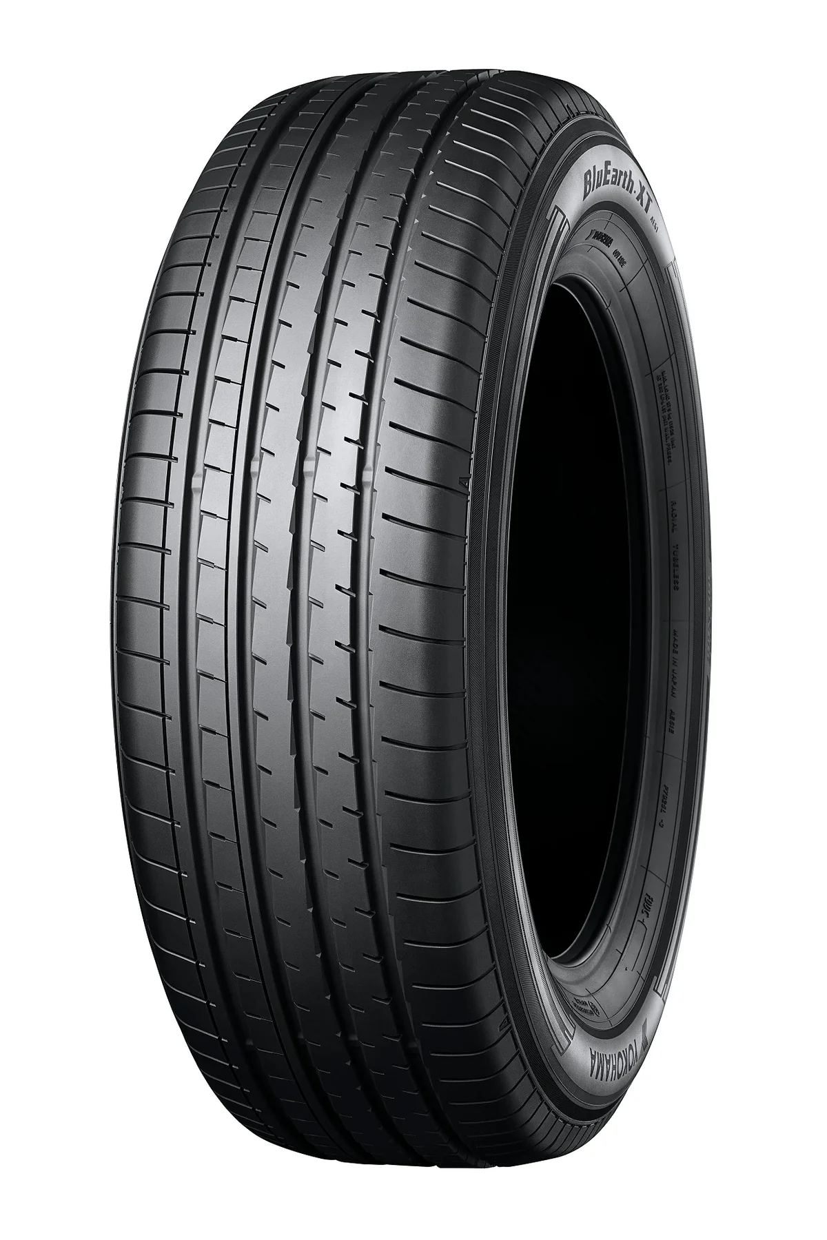Yokohama BluEarth-XT AE61 215/55R18 95V