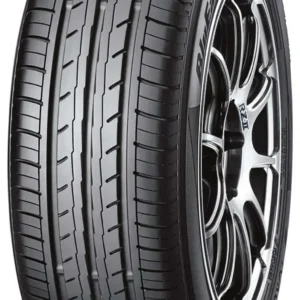 Yokohama BluEarth Es ES32 215/55R17 94V